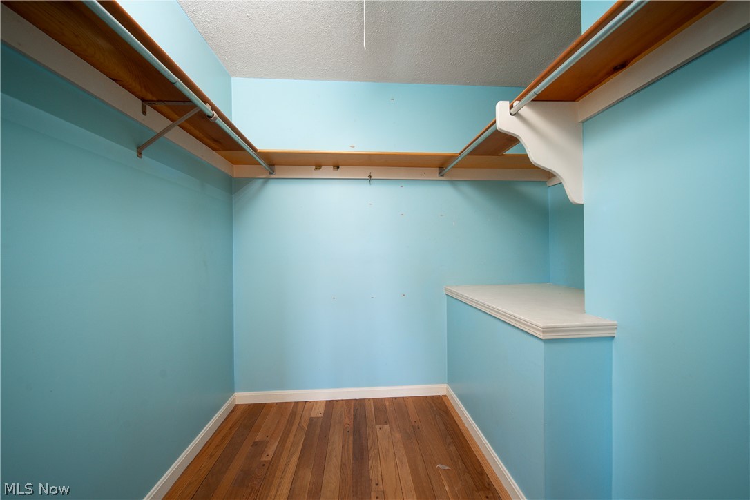 Bob-O-Link - Residential