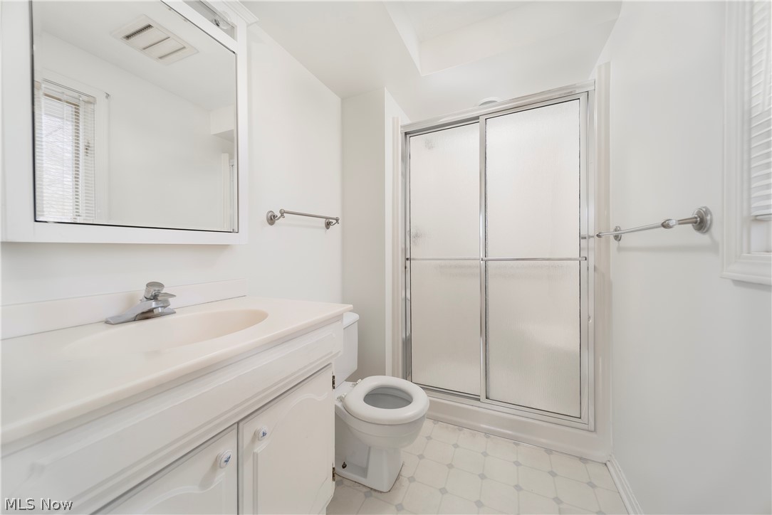 Bob-O-Link - Residential