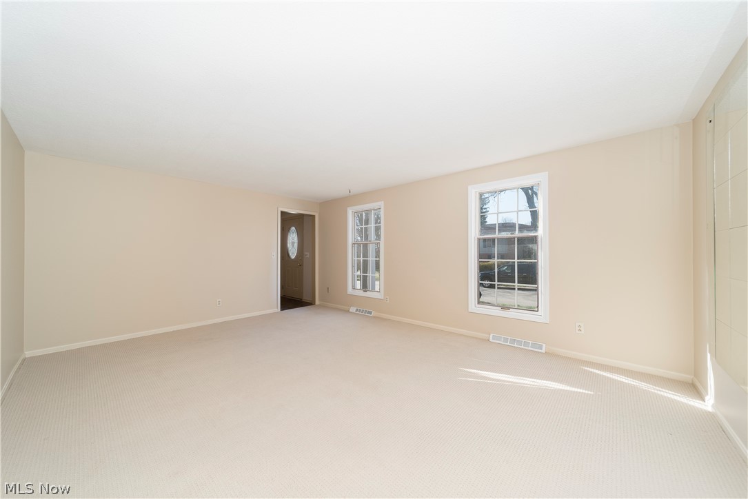 Bob-O-Link - Residential