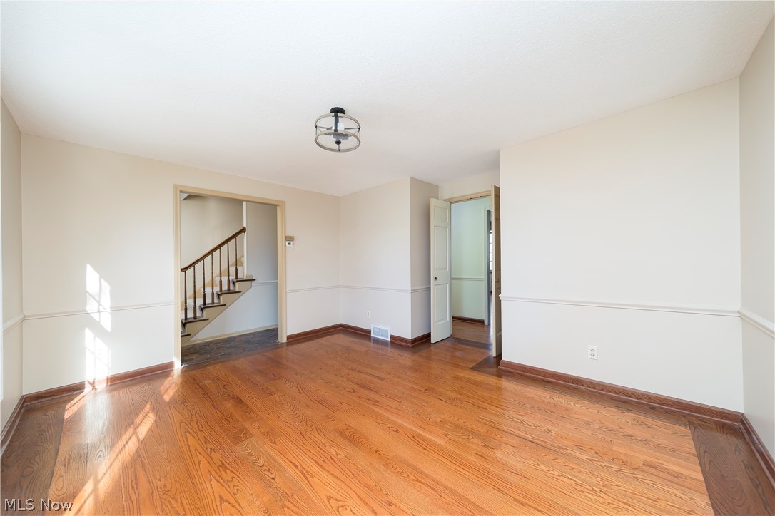 Bob-O-Link - Residential