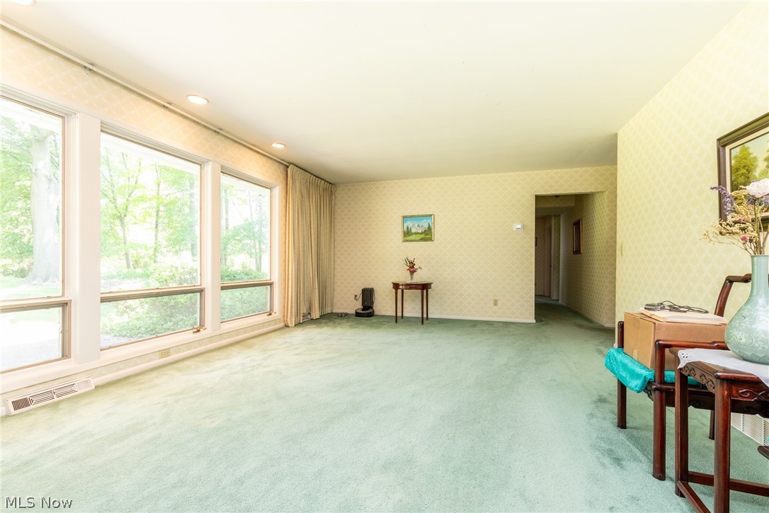 S-L-L 02 - Residential