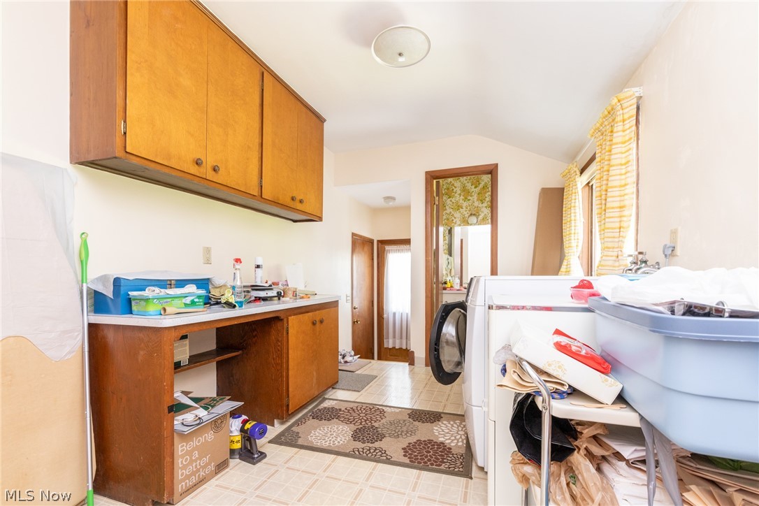 S-L-L 02 - Residential