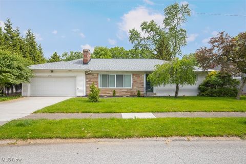 18768 Rocky River Oval, Rocky River, OH 44116 - #: 5126445