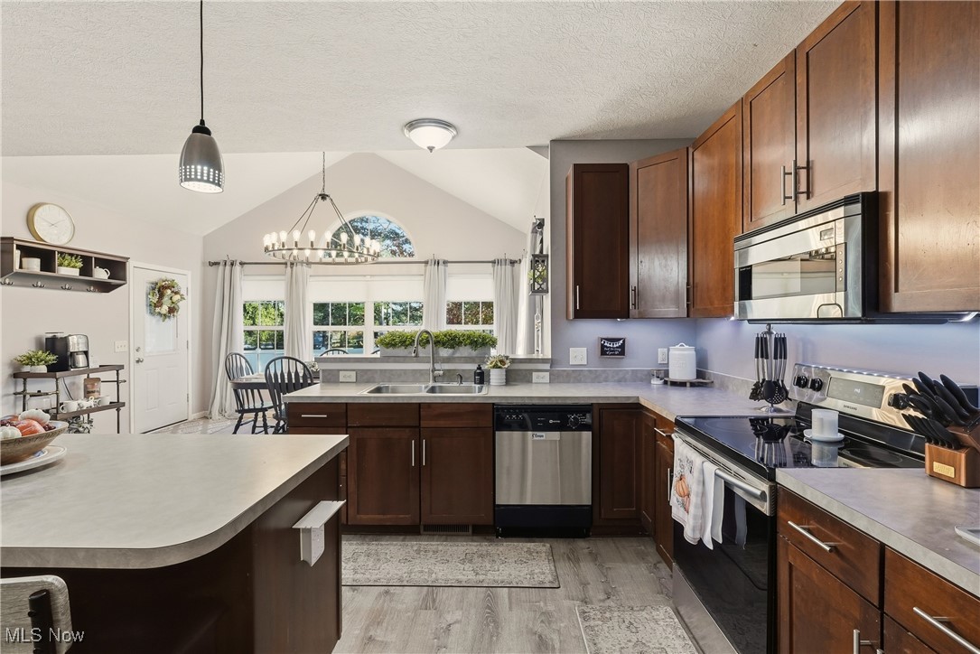 Bayberry Estate - Residential