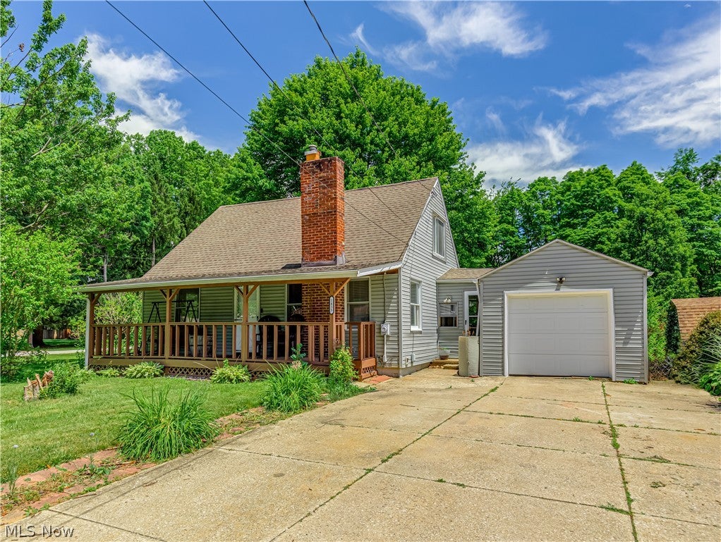 Photo of 1435 Slagle Drive, Springfield, OH 44312 (MLS # 5219380)