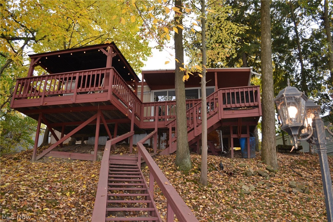 Westwood Lake Park - Residential