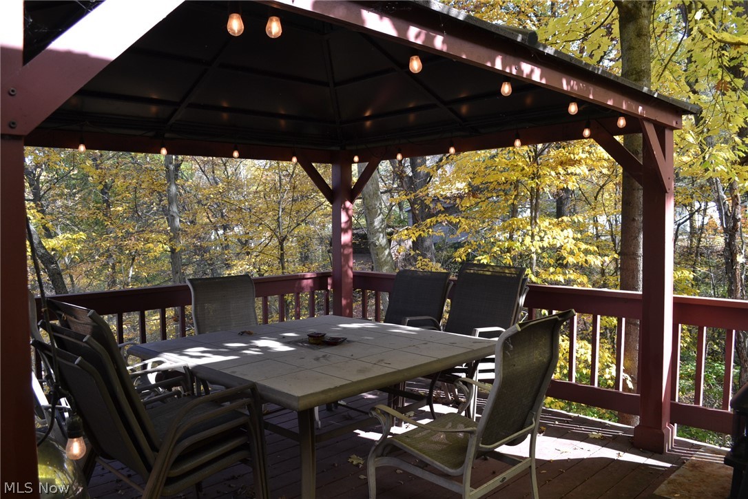 Westwood Lake Park - Residential