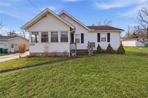 Tiny photo for 3842 Moreland Avenue, Stow, OH 44224 (MLS # 5187969)
