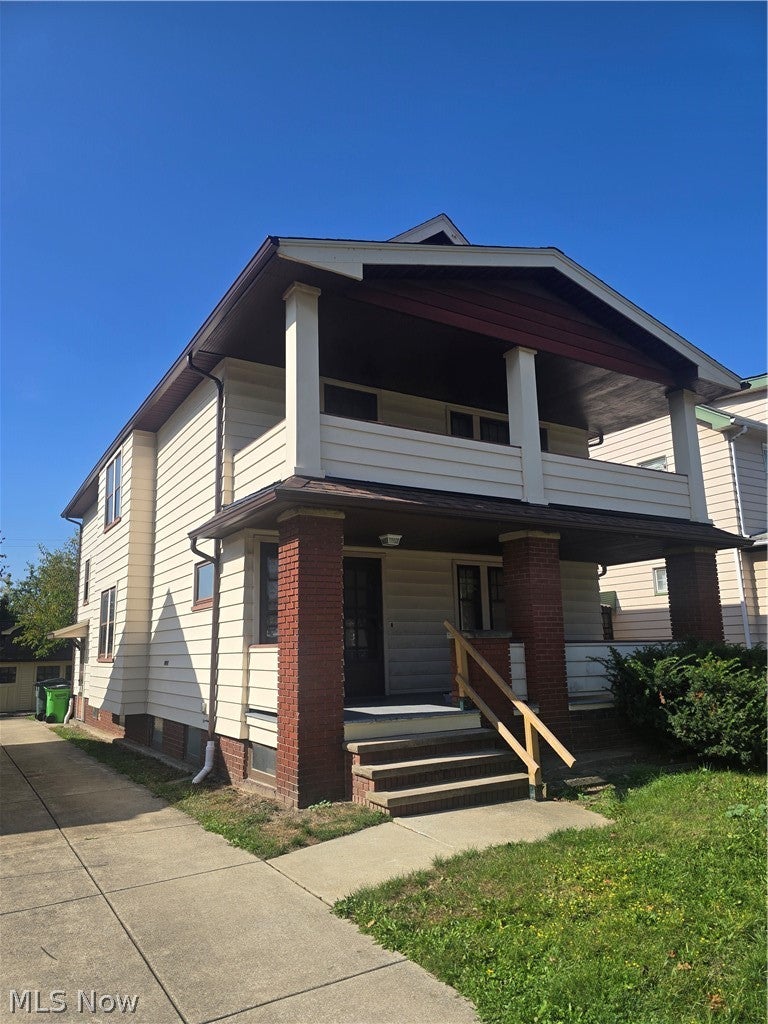 4676 - 4678 E 93rd Street
