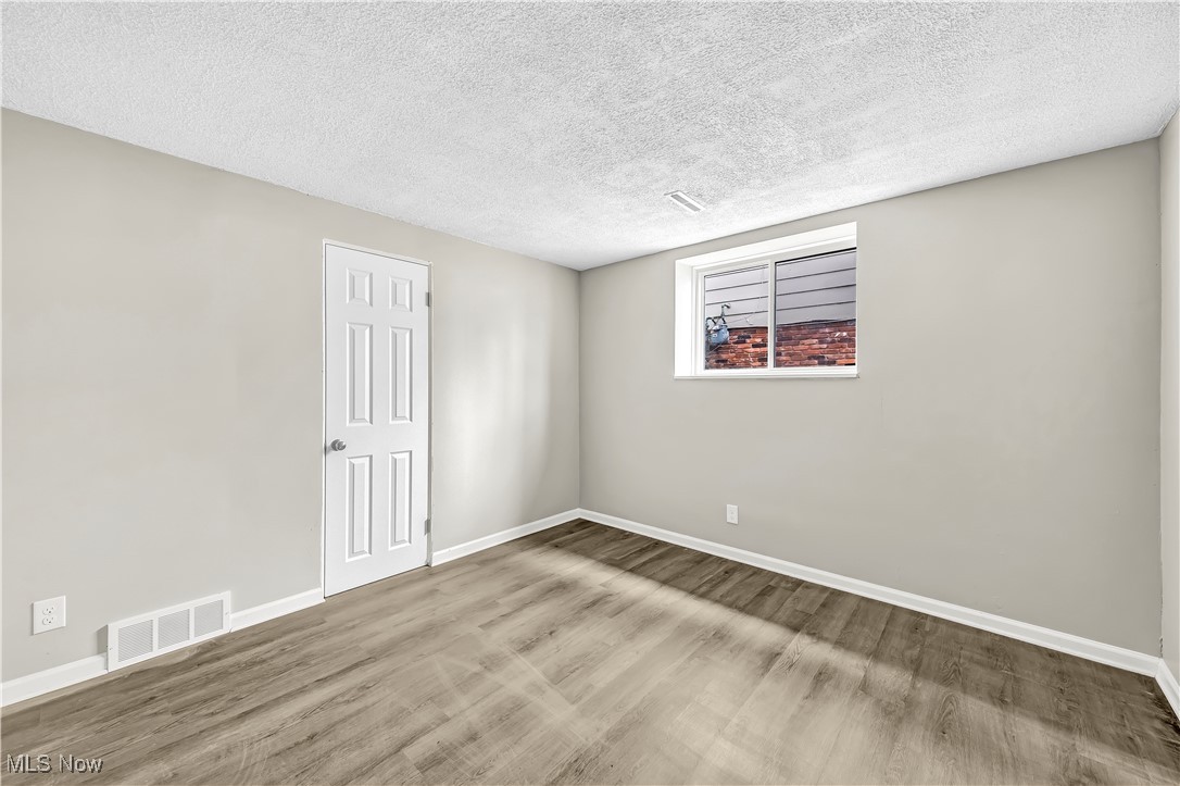 5597 Andover Boulevard, Garfield Heights, Ohio image 23