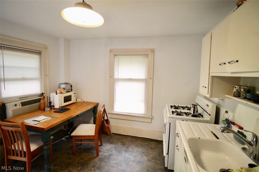 Hall Park - Residential