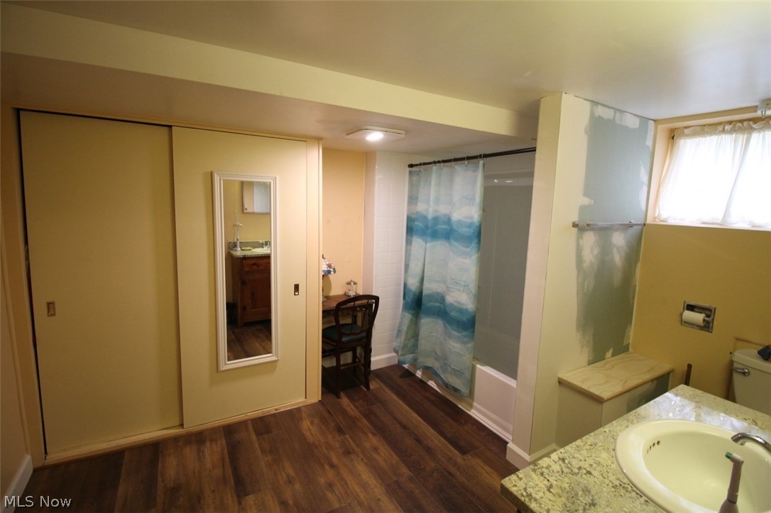 Hall Park - Residential