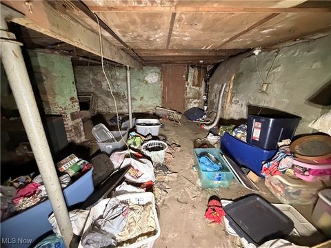 Tiny photo for 714 Minerva Street, East Liverpool, OH 43920 (MLS # 5179277)