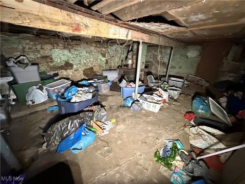 Tiny photo for 714 Minerva Street, East Liverpool, OH 43920 (MLS # 5179277)