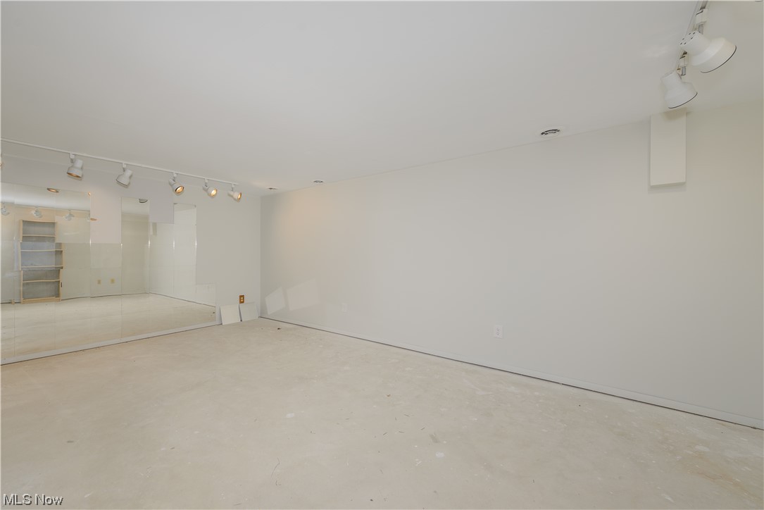 Canal Park Condo Sub - Residential