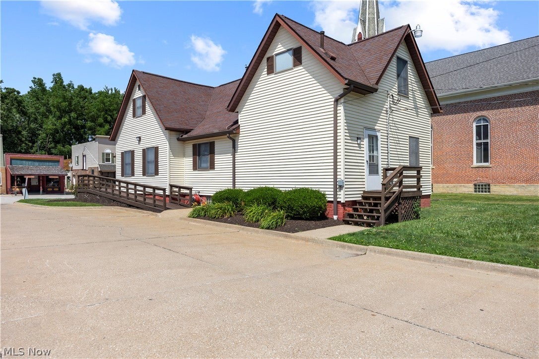 18 E Main Street