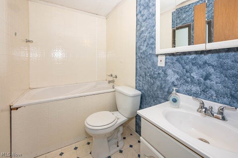 Tiny photo for 35228 Salem Grange Road, Salem, OH 44460 (MLS # 5255444)