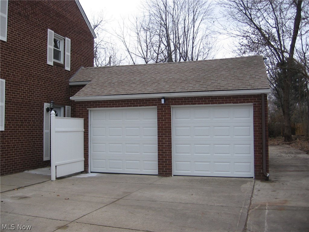 Shrine Village - Residential