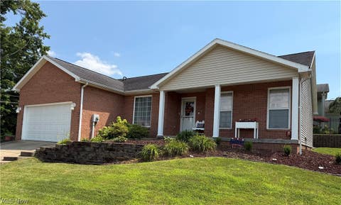 Homes For Sale - 2218 Packard Court<br/> Wood County, Parkersburg, WV 26104