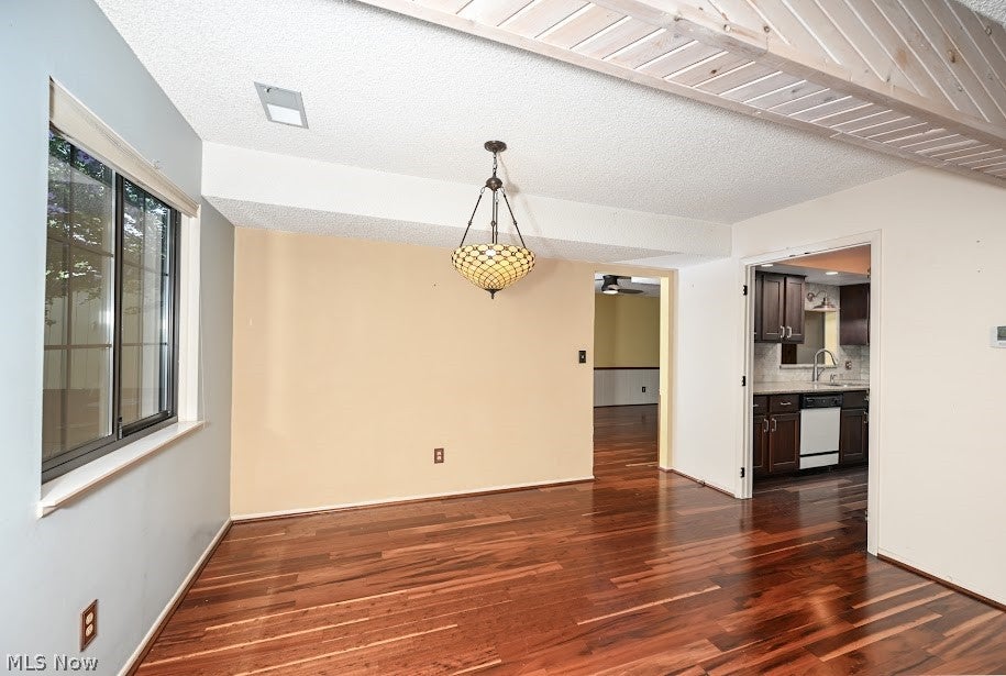 879 Hampton Ridge Drive