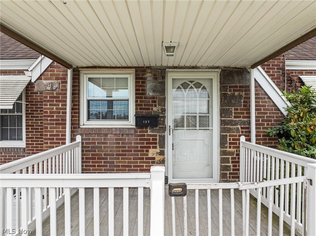 137 Yale Place