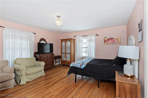 Tiny photo for 19850 Fairmount Boulevard, Shaker Heights, OH 44118 (MLS # 5184406)