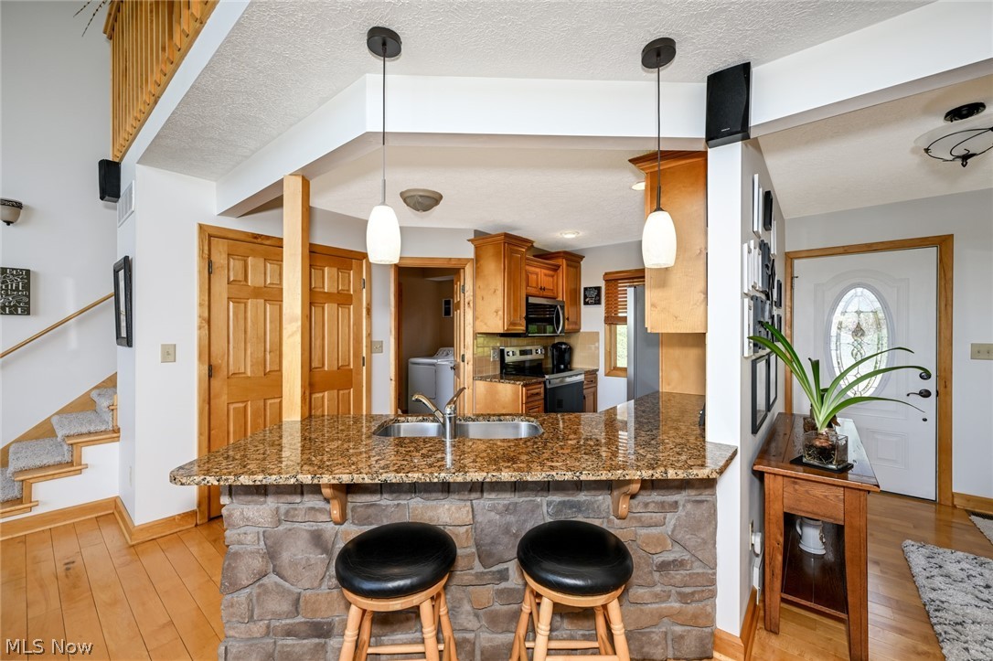 Atwood Vill - Residential