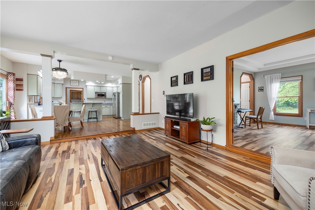 34245 Seminole Way, Solon, Ohio image 13