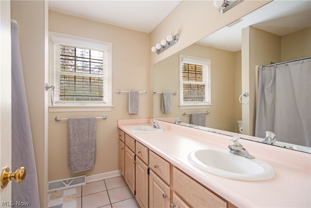 Rosewood 02 - Residential