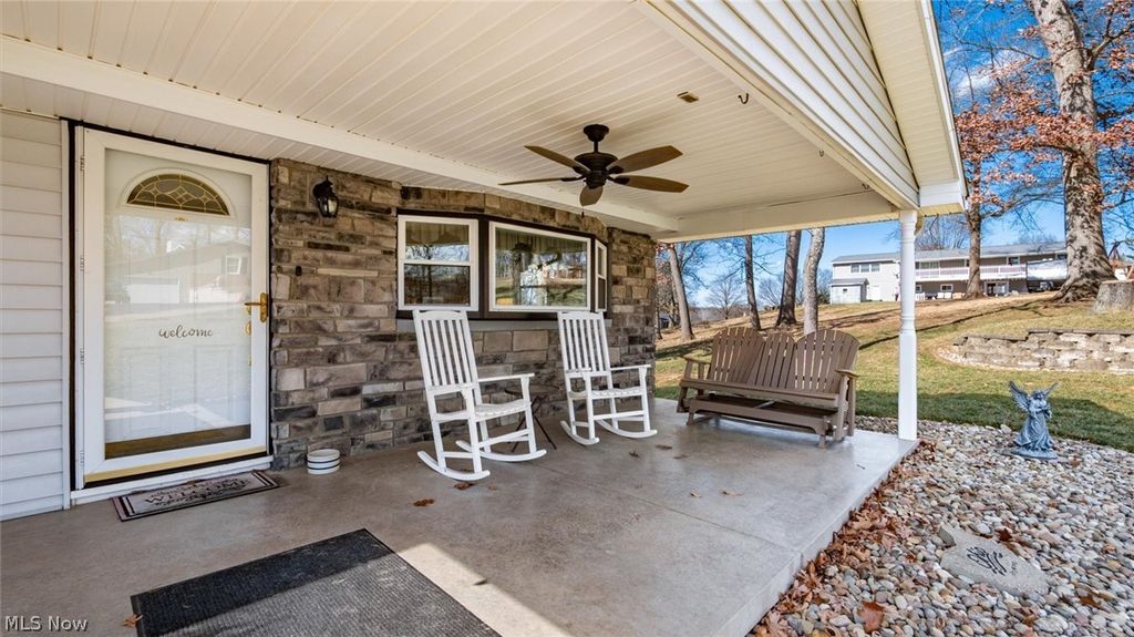 Photo of 3965 Dorothy Drive, Zanesville, OH 43701 (MLS # 5189964)