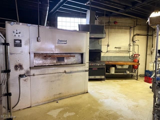 Nichols - Commercial Sale