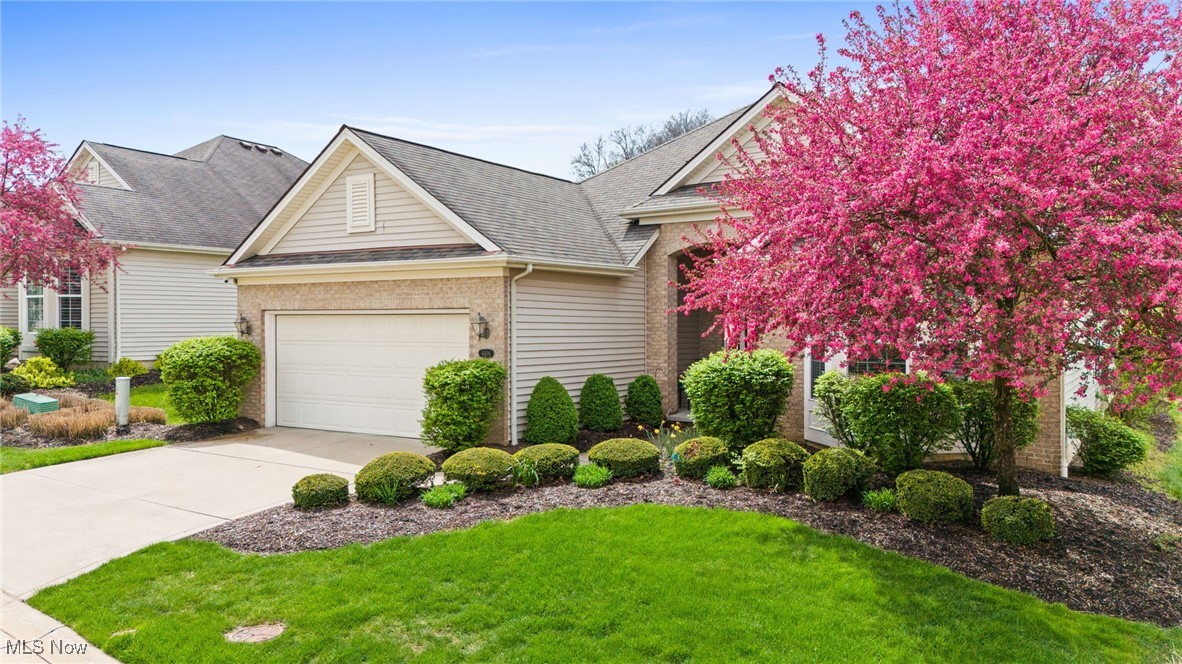 4406 Forest Lake Court, Stow, Ohio image 2