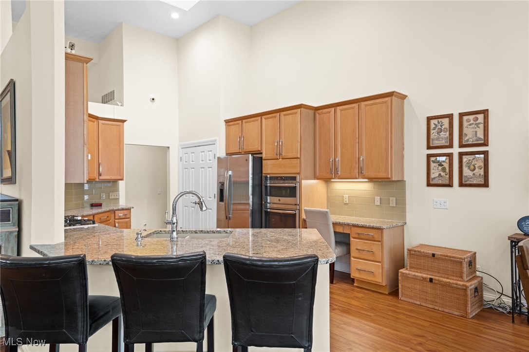 4406 Forest Lake Court, Stow, Ohio image 13
