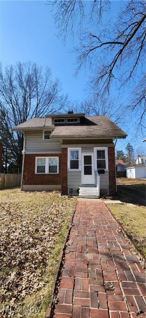 472 Saint Leger Avenue, Akron, OH 44305 - MLS#: 5106235