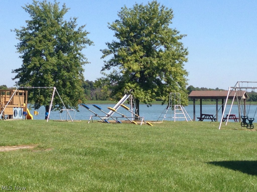 Cinnamon Lake - Residential