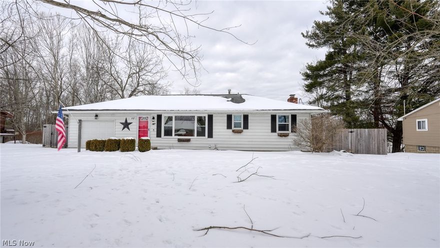 What a nice home on an acre lot in New Concord! Ready for your own touches to make it your own, with 3 bedrooms and 3 baths and a basement for added space.