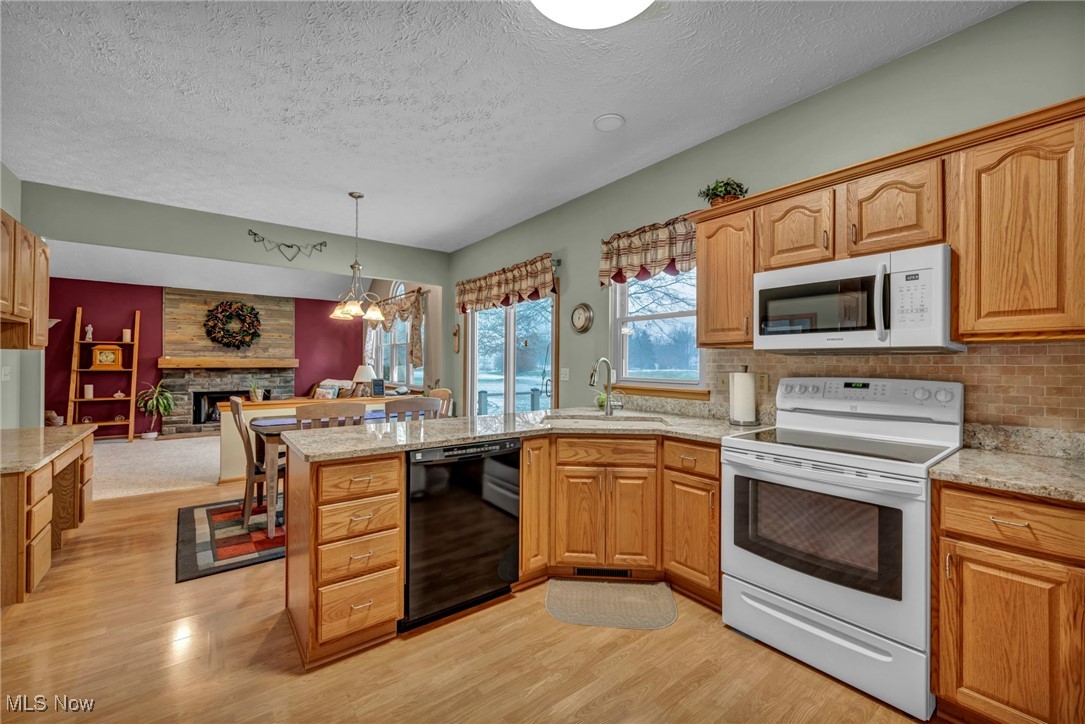 Lakeside Vill - Residential