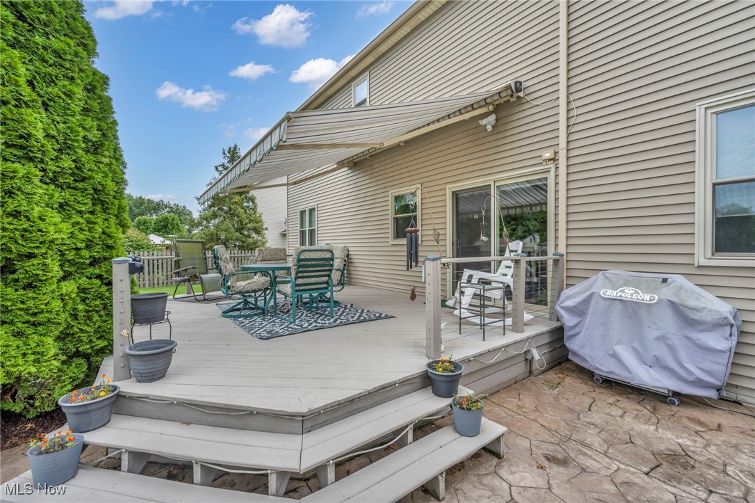 Lakeside Vill - Residential