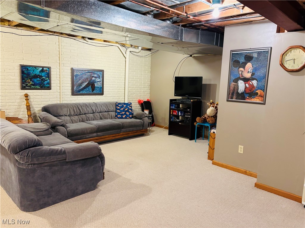 Lakeside Vill - Residential