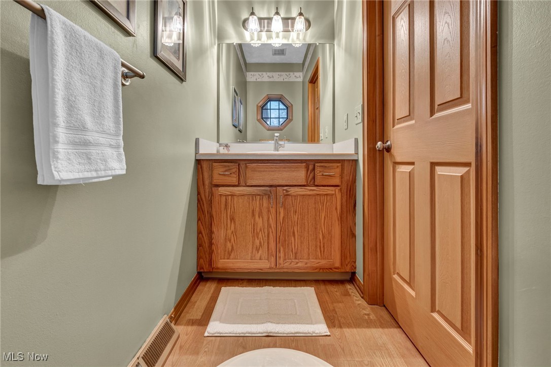 Lakeside Vill - Residential