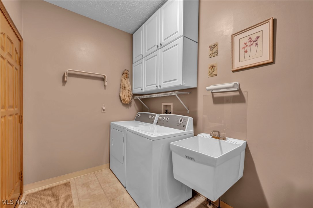 Lakeside Vill - Residential