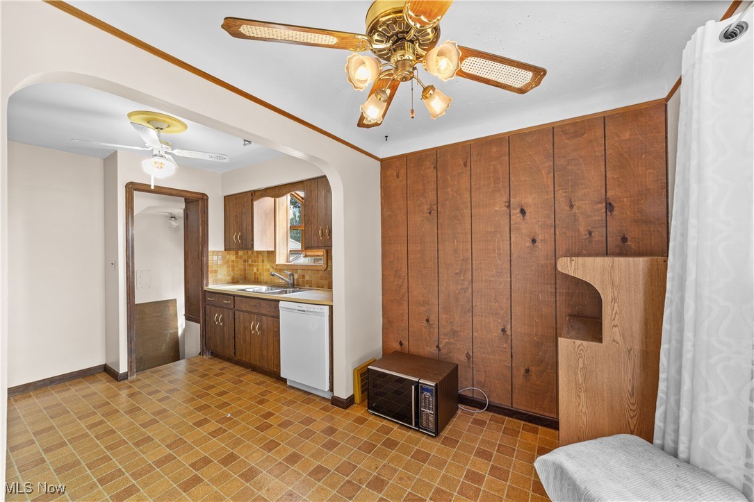 Elworthy-Helwick Companys Residence - Residential