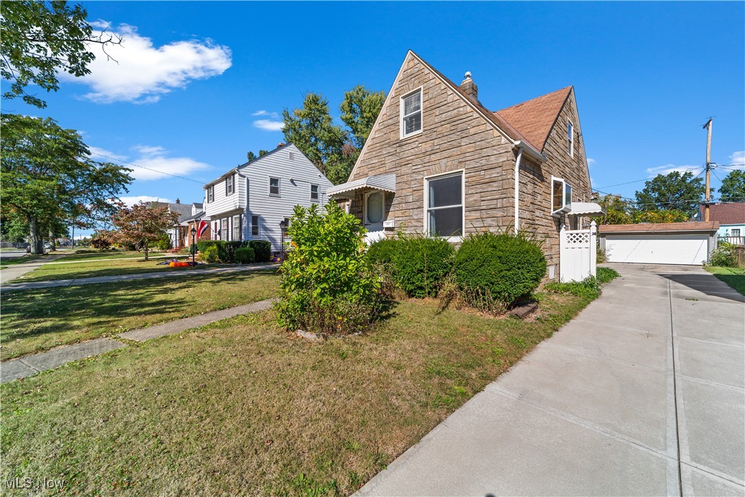 Elworthy-Helwick Companys Residence - Residential