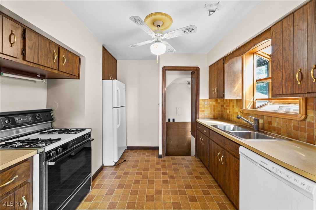 Elworthy-Helwick Companys Residence - Residential