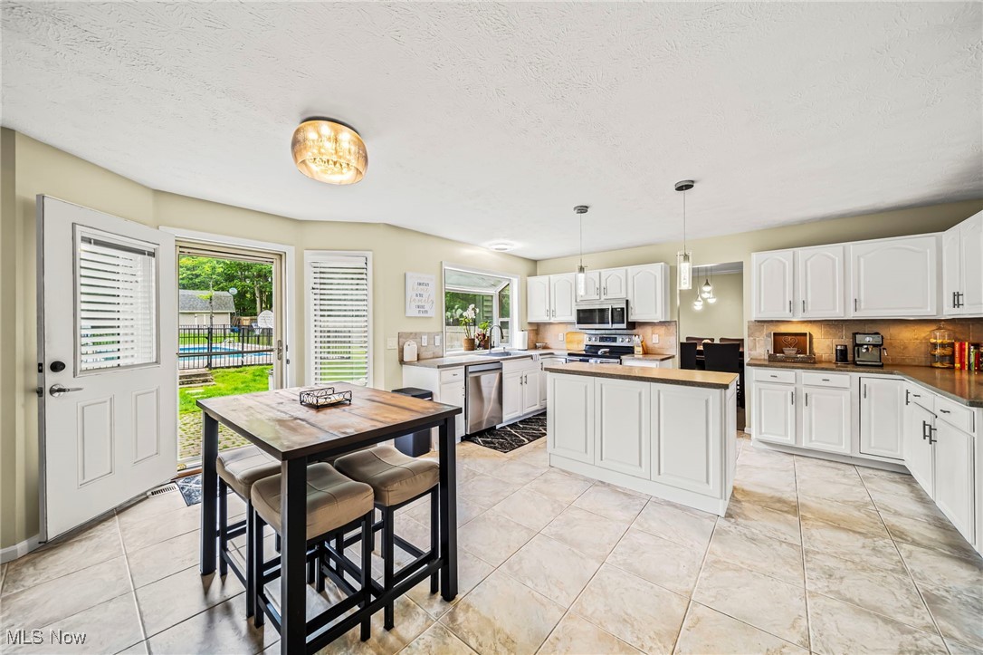 20393 Wildwood Lane, Strongsville, Ohio image 14