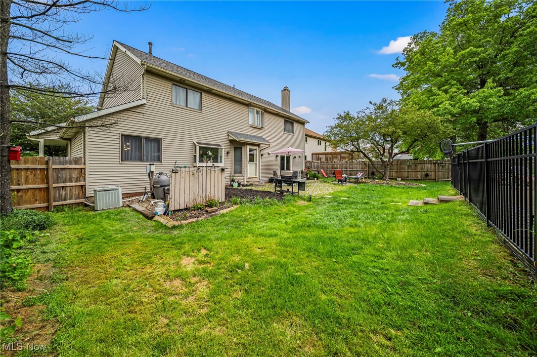 20393 Wildwood Lane, Strongsville, Ohio image 48