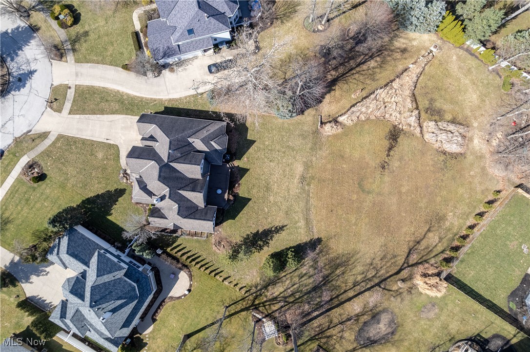 2441 Brantwood Drive, Westlake, Ohio image 3