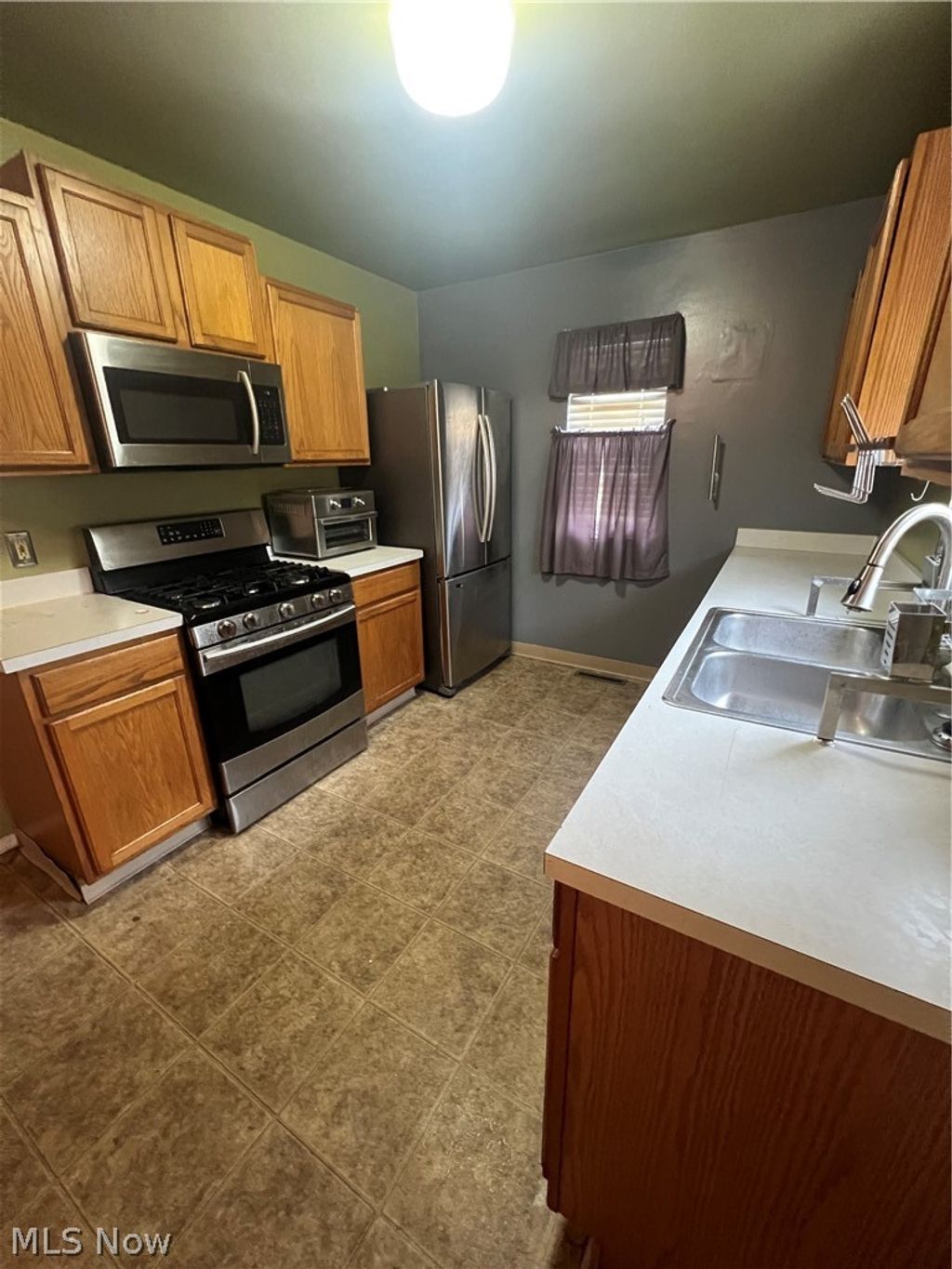 Photo of 1296 Andrus Street, Akron, OH 44301 (MLS # 5199133)