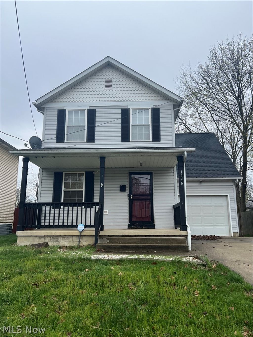 Photo of 1296 Andrus Street, Akron, OH 44301 (MLS # 5199133)