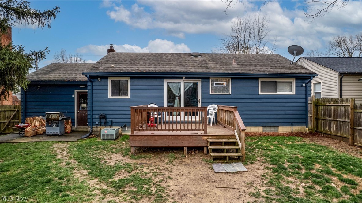 Estates Circle - Residential